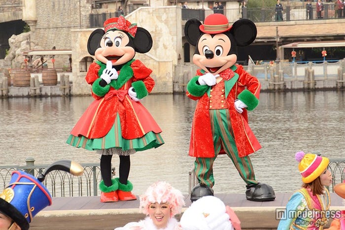 「パーフェクト・クリスマス」ミニー、ミッキー
