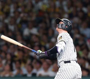 前日負傷交代の阪神・森下が代打で途中出場 甲子園に大歓声と大きな拍手も快音響かず