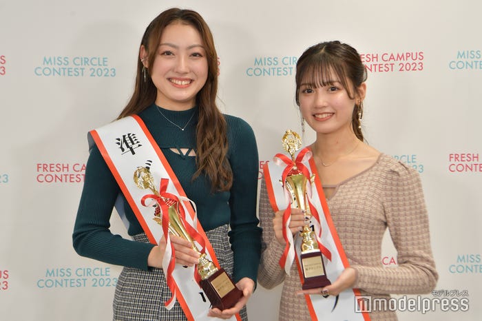 瀧下鈴さん、花田愛実さん(C)モデルプレス