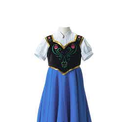 アナのドレス16200 円（100～120 cm）／販売店舗：「ベビーマイン」（C）Disney