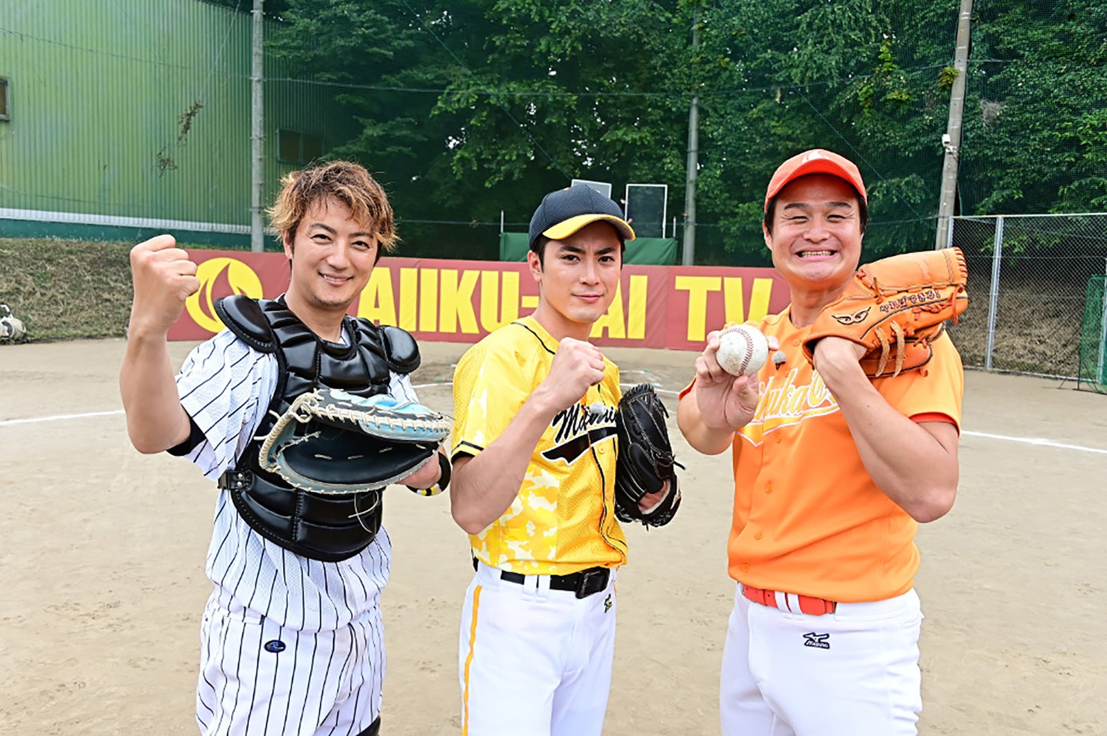 上地雄輔、間宮祥太朗、高岸宏行（C）TBS