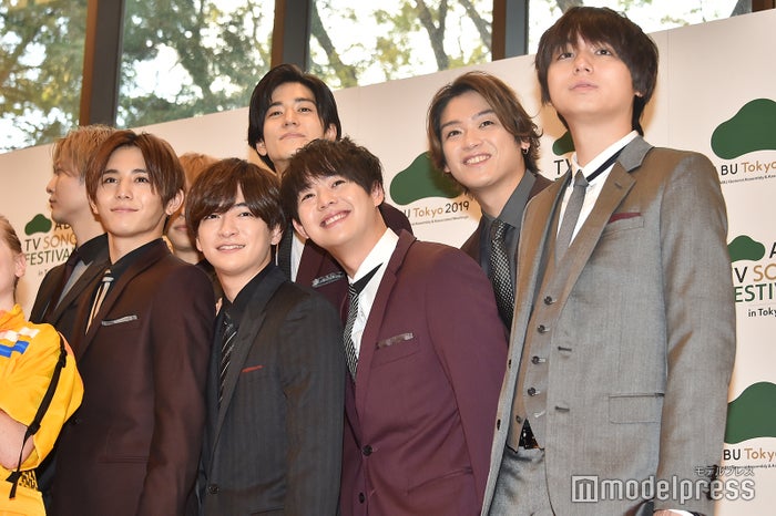 Hey Say Jump Jr バックに 日本代表 パフォーマンス ジャニーズの素晴らしさを伝えたい Abuテレビソングフェスティバル モデルプレス