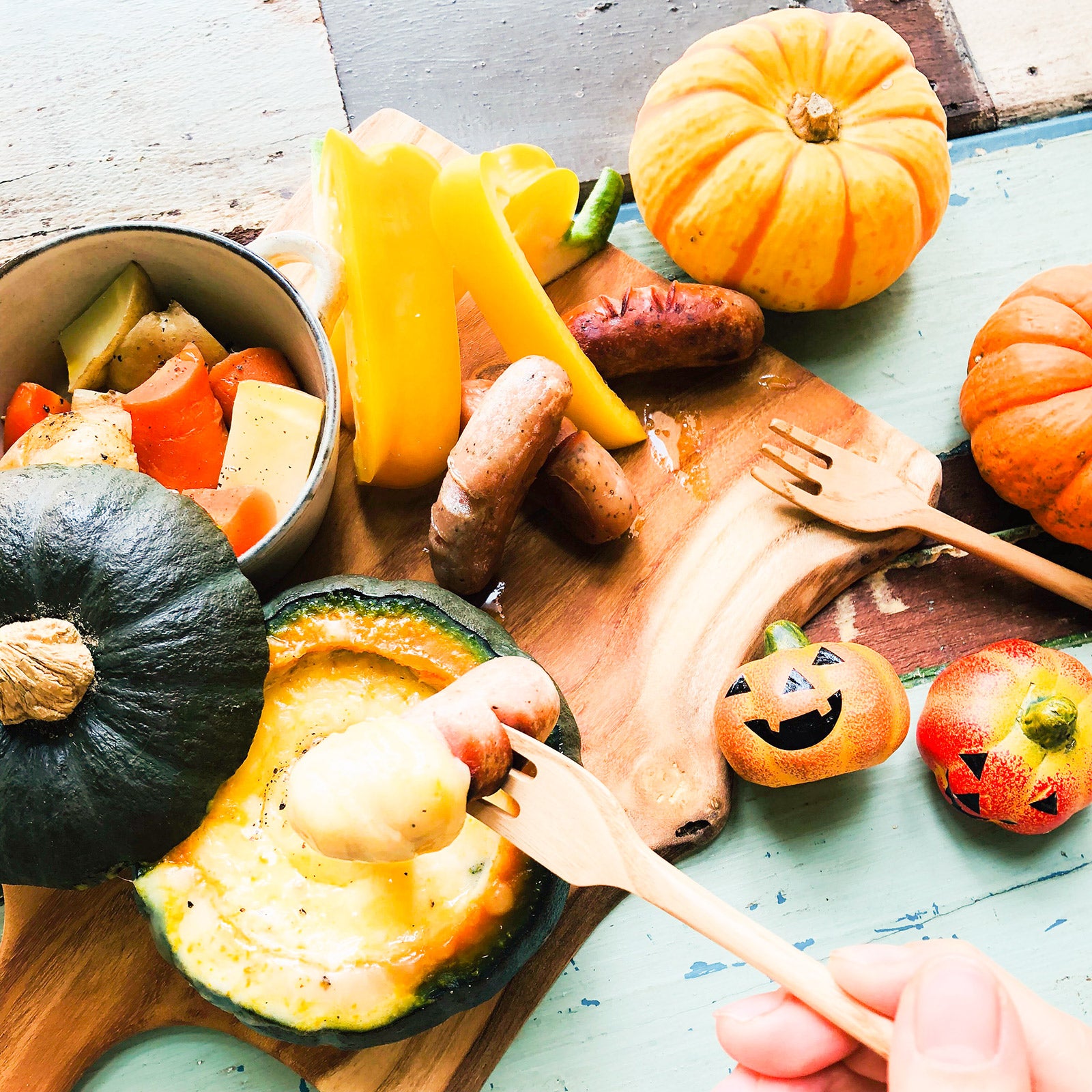 SNS映えバッチリ！「ハロウィンチーズフォンデュ」でパーティーを盛り上げよう【柏原歩のトレンドレシピ】