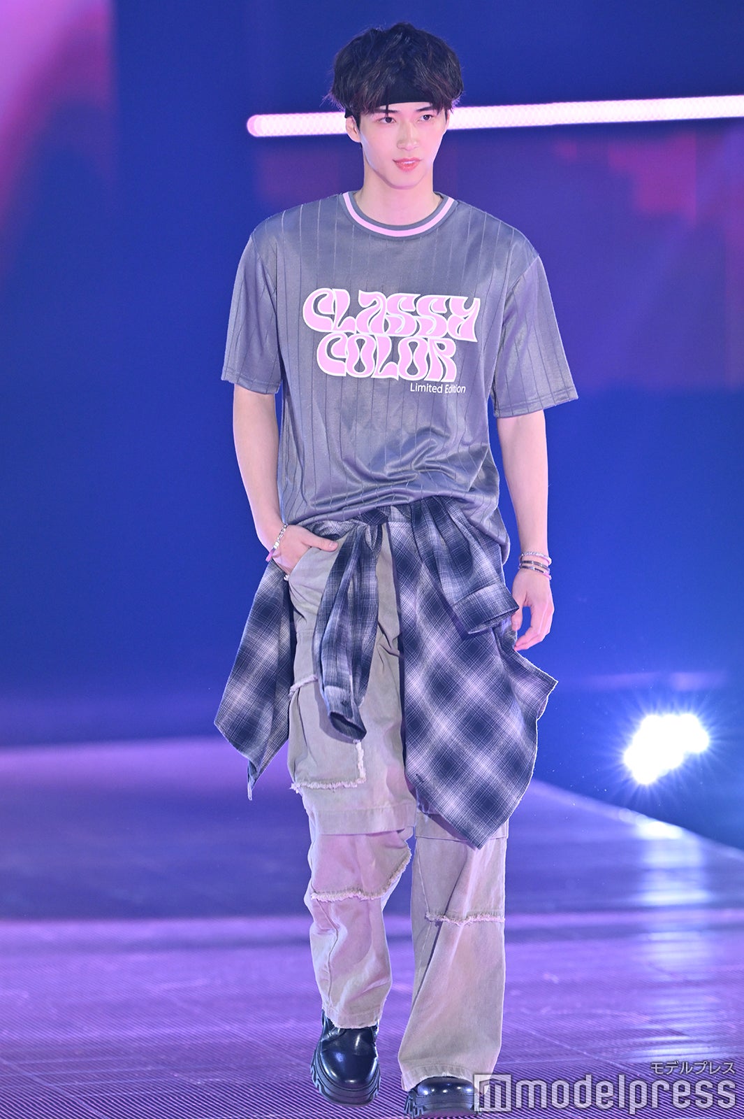 （C）モデルプレス