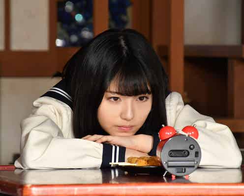 浜辺美波主演ドラマ「アリバイ崩し承ります」オリジナルストーリー配信決定