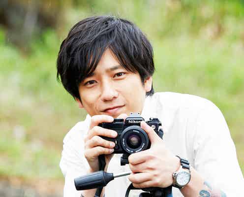 嵐・二宮和也、主演映画「浅田家!」場面写真公開 温かな眼差しで見つめる
