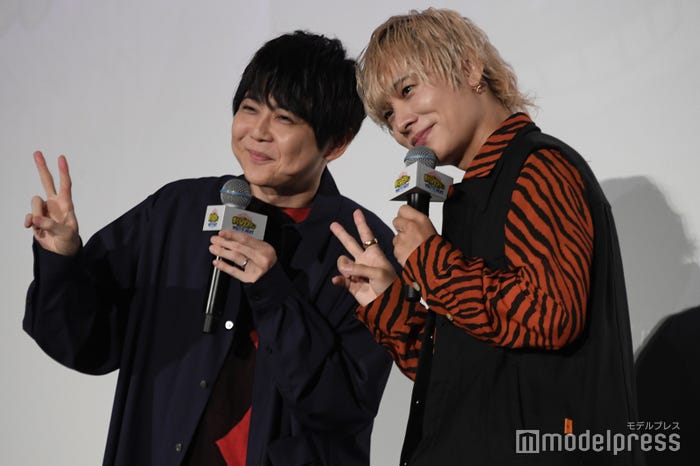 梶裕貴、岡本信彦(C)モデルプレス