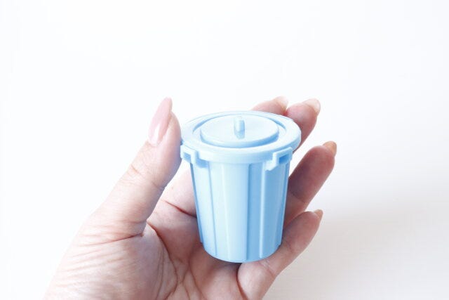 セリアのミニチュアごみ箱