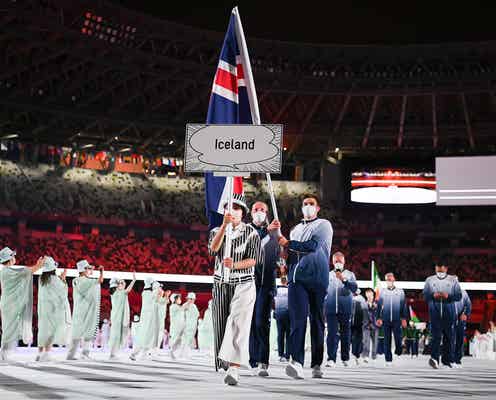 【東京五輪】選手入場時の粋な“吹き出し”プラカードが話題「日本は“最後尾”持ってくる?」「漫画大国の象徴」<東京オリンピック>