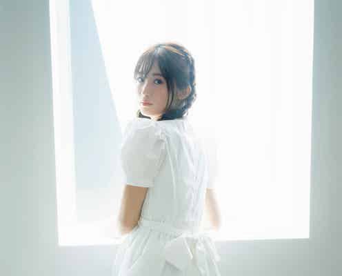 乃木坂46掛橋沙耶香、新カット公開 “与田祐希愛”溢れる「本当に幸せ」