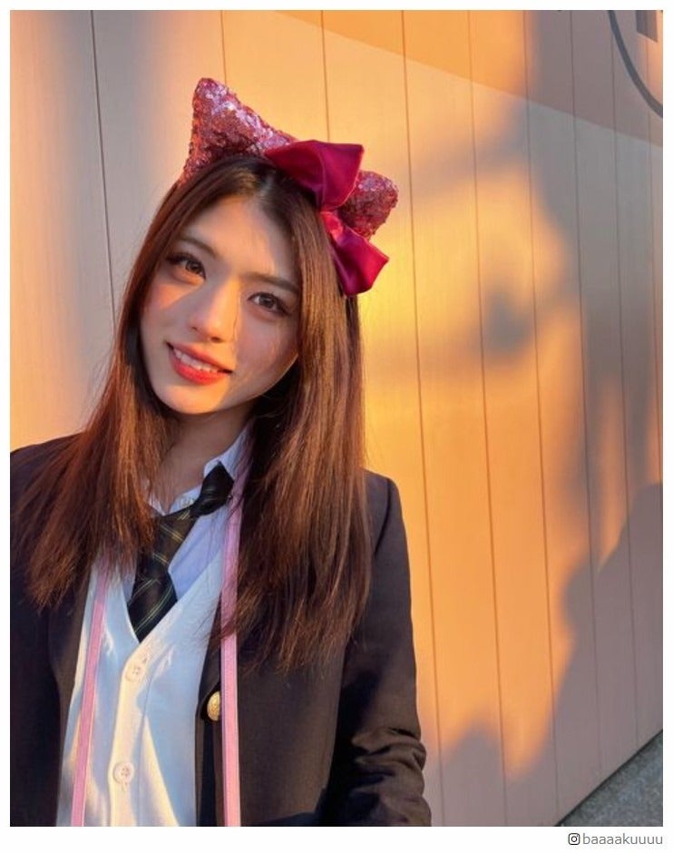 井手上漠、念願の“制服ユニバ”満喫「スタイル良すぎ」「天使」の声