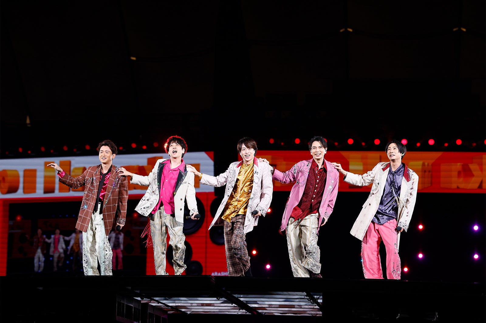 嵐「Troublemaker」（提供写真）