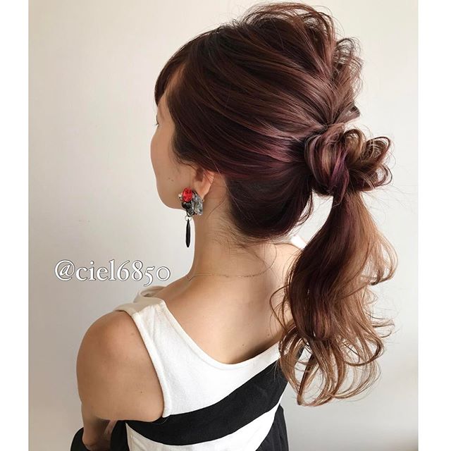 ゴムだけで出来ちゃうロングのまとめ髪アレンジ15選 簡単 人気なこなれヘアのコツ モデルプレス ゴムだけで出来ちゃうロングのまとめ髪アレンジ15選 簡単 人気なこなれヘアのコツ モデルプレス