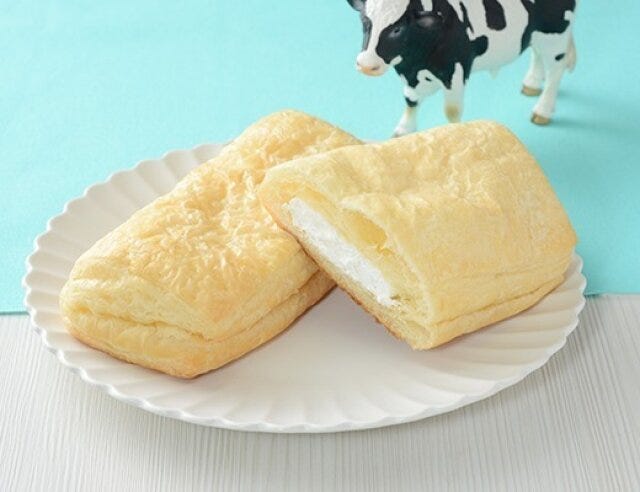 ローソン　MILKふんわりホイップデニッシュ
