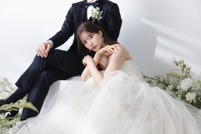 藤田みりあ、結婚発表 夫とのウェディングフォト公開