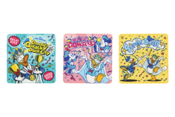 限定のスーベニアコースター(C)Disney