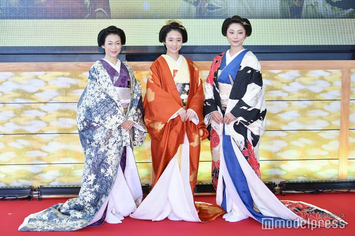 鈴木保奈美、木村文乃、小池栄子 (C)モデルプレス