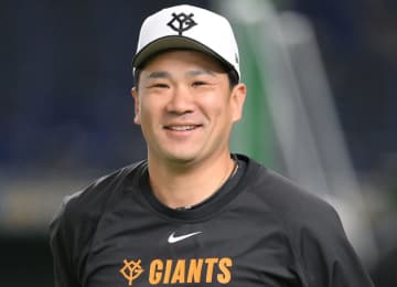 巨人 田中将大が里田まい夫人と2ショ 14回目の結婚記念日で「里田さんお元気そう」「奇麗」「こちらまで幸せな気持ちに」ファン反響