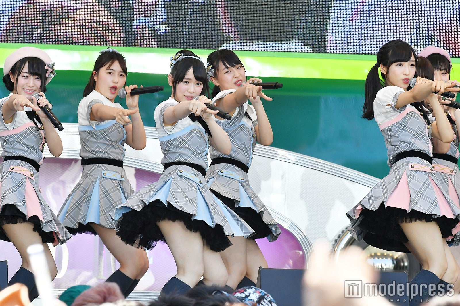 チーム8 （C）モデルプレス