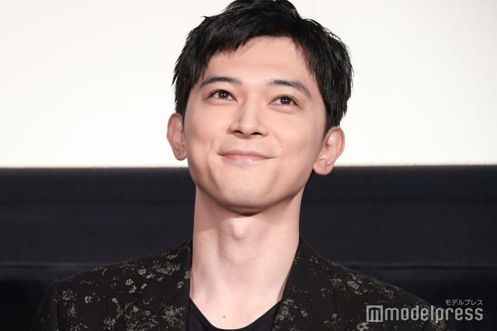 吉沢亮(C)モデルプレス