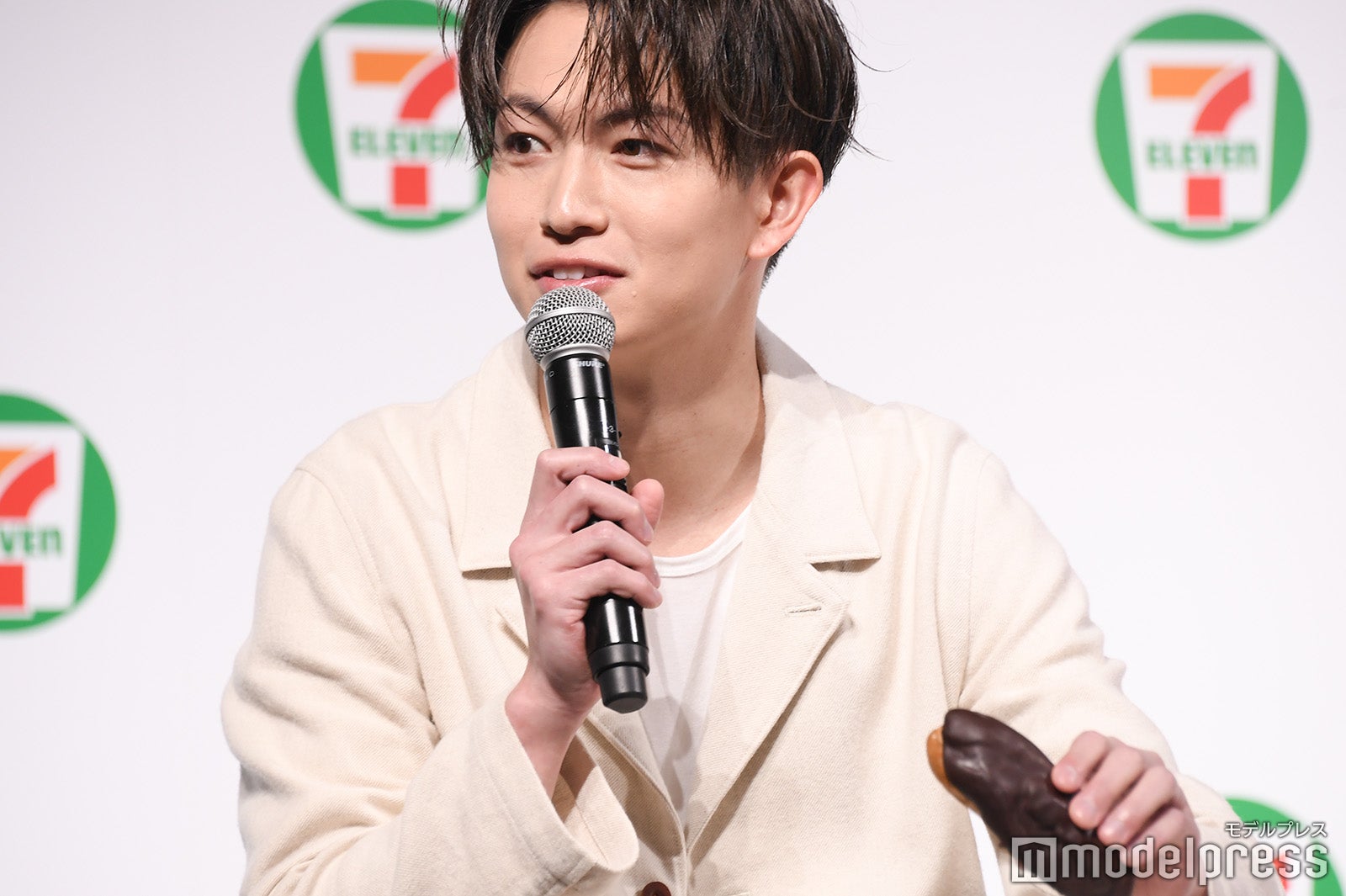 綱啓永（C）モデルプレス