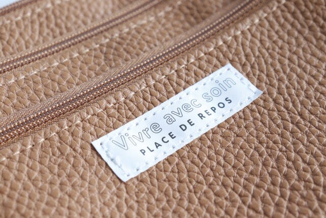 ロゴ　シンプル　可愛い