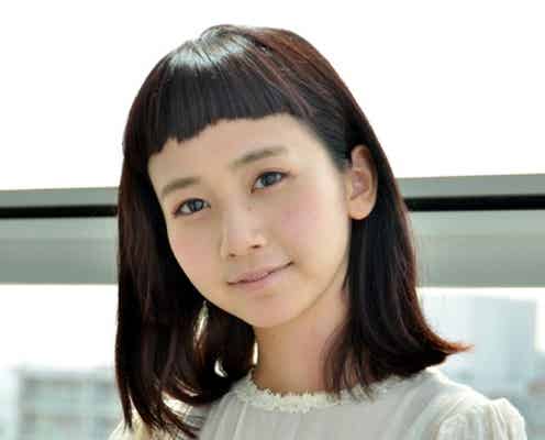 三戸なつめ、上京から1年で青文字系トップモデルに…“不思議かわいい”素顔に迫る モデルプレスインタビュー
