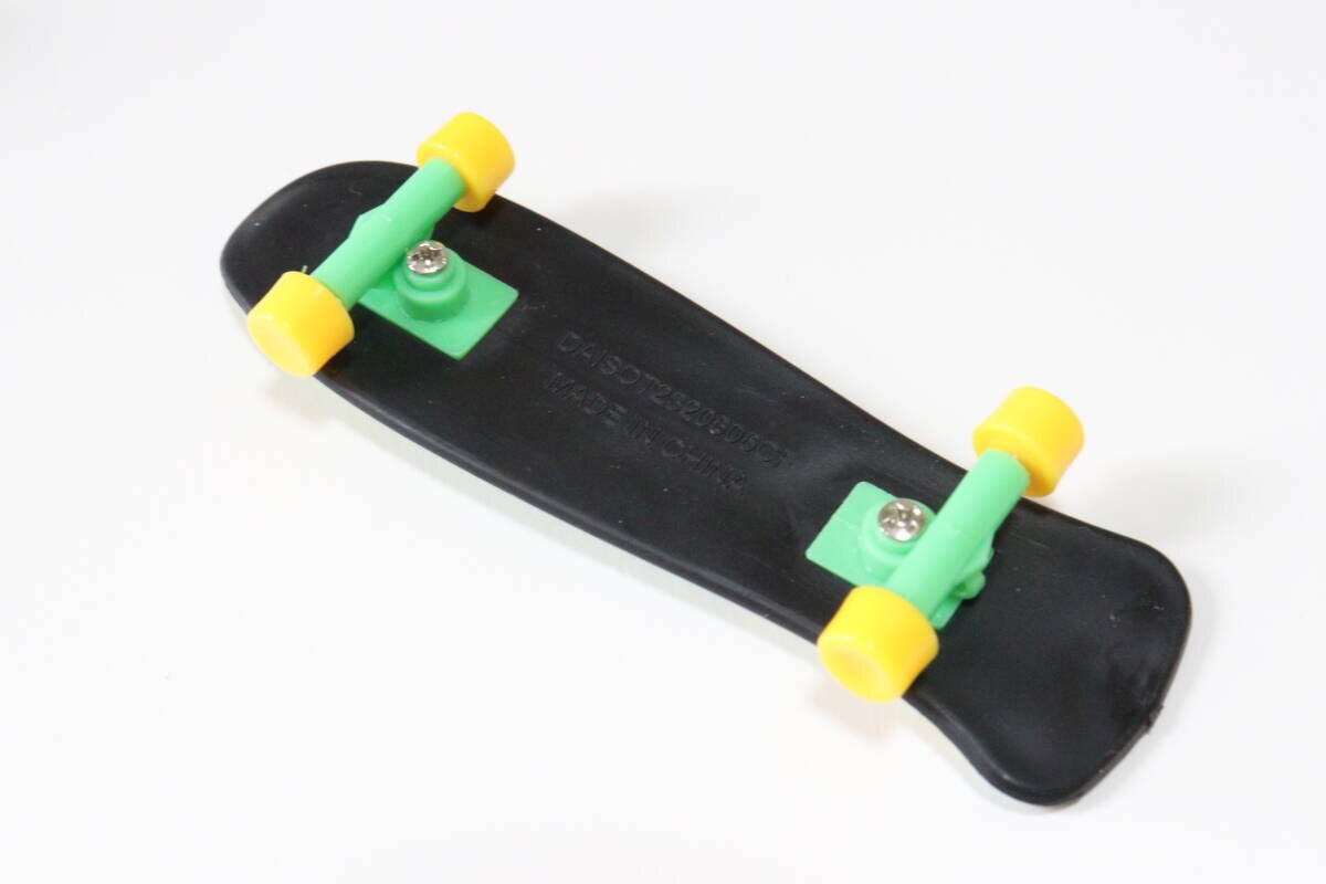 スケートボード 裏面 スケートボード 裏面