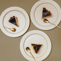 なぜ入手困難?お取り寄せチーズケーキ “ミシュラン一つ星”の名店が生んだ逸品【BLANCA BASQUE CHEESECAKE編】