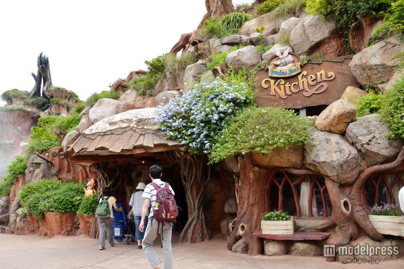 スプラッシュ・マウンテンのふもとにあるレストラン「グランマ・サラのキッチン」