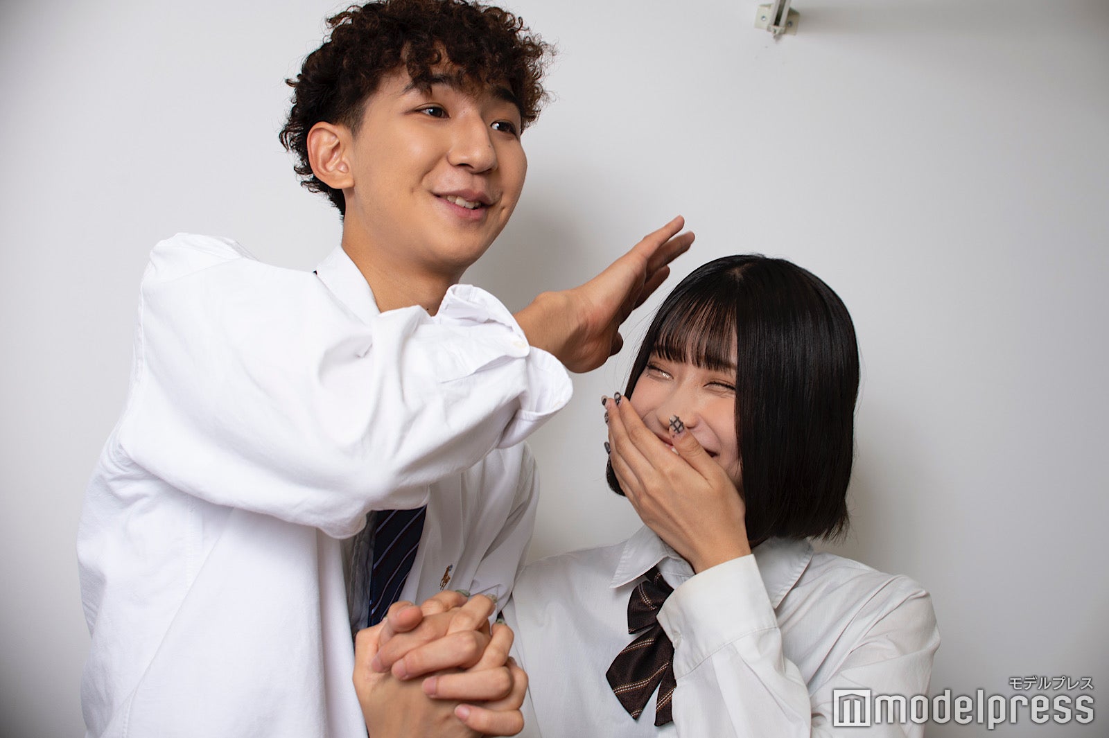 上野裕次郎、三浦寿莉（C）モデルプレス