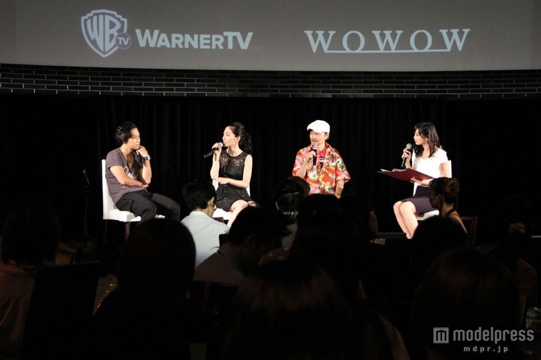 ボイスキャストによるトークショー