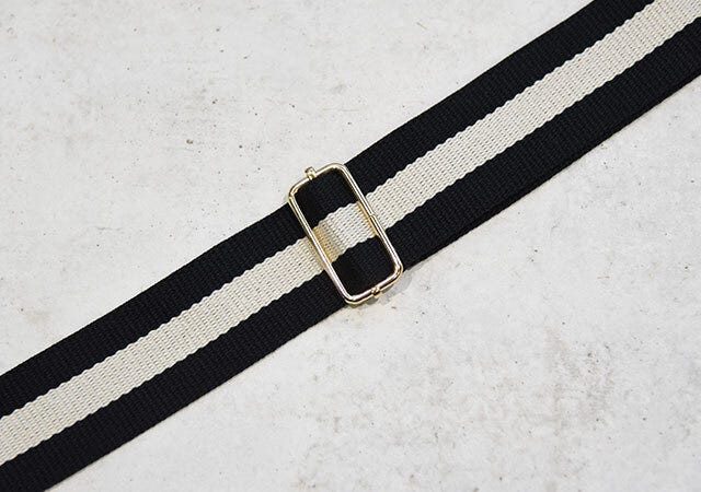 レザー調ロゴショルダーバッグ コシノヒロコ