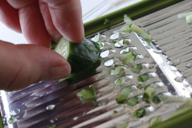 ダイソー　両面スライサー