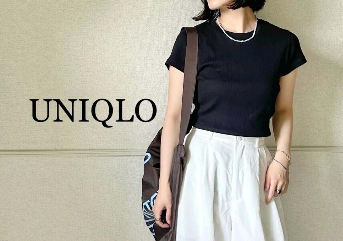 ユニクロの黒トップスが夏のおしゃれにフル稼働！この5着は買って損なし！