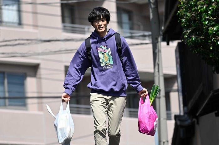 松坂桃李 (C)テレビ朝日