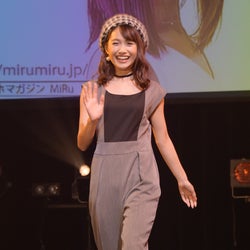 「Ranzuki」武田あやなに「可愛い!」の歓声 キュートな秋ファッションで登場
