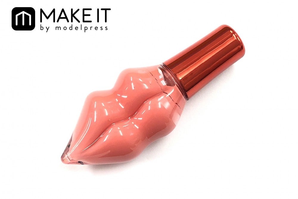 プランプピンク／メルティー リップセラム／205 コーラルハニー／1,300円（税抜） (C)メイクイット