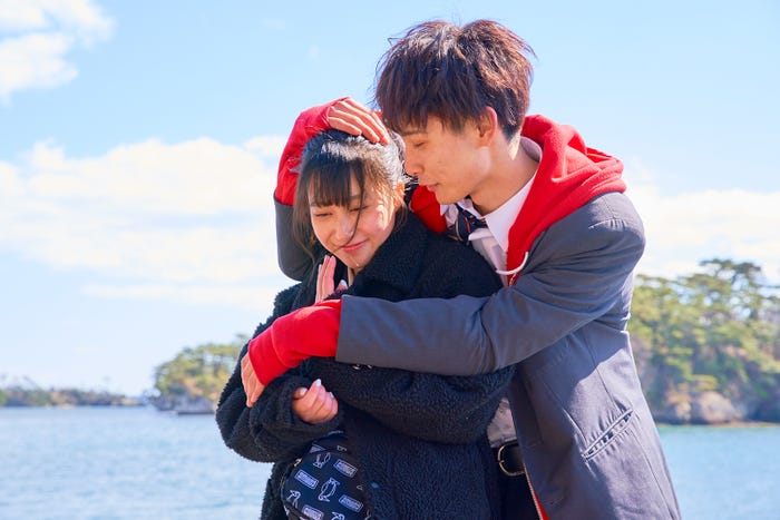 るあ、やまげ「恋する◆週末ホームステイ 2020春」(C)ABEMA