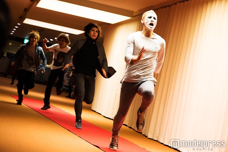 ゴールデンボンバー（C）モデルプレス