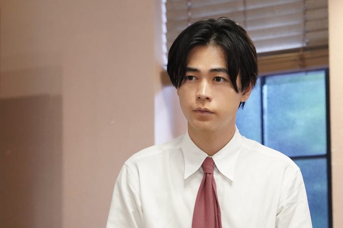成田凌「転職の魔王様」第10話より(C)カンテレ