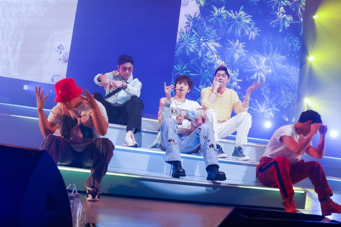 ウヨン/撮影:石井亜希(田中聖太郎写真事務所)