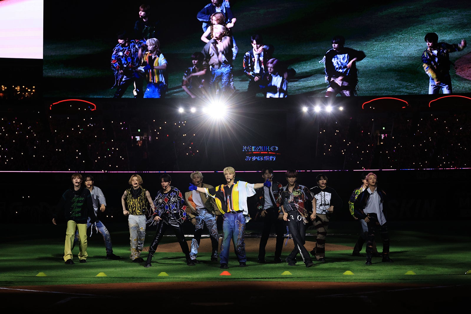 INI（C）LAPONE Entertainment