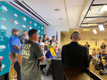 初優勝のベネズエラ 監督会見で異例の光景「私以上に称賛されるべき」コーチ＆スタッフが登壇「彼らの尽力があったからこそ頂点に立つことができた」