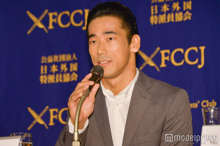 Exile小林直己 英語で回答し セルフ通訳 何か恥ずかしい と照れ笑い モデルプレス Exile小林直己 英語で回答し セルフ通訳 何か恥ずかしい と照れ笑い モデルプレス