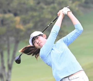 「あの咲希ちゃんが小さく見える」とネット困惑 女子ゴルファーがSVリーグ観戦「背が高すぎて目が飛び出そうでした！」と報告 高橋藍との2ショも