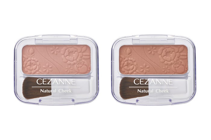 (左から)「ナチュラル チークN19 ペールベージュ」「同20 ジンジャー」 (画像提供:株式会社セザンヌ化粧品)