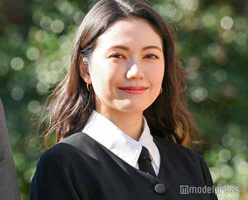 二階堂ふみ、憧れ俳優との対面に涙「温かくハグをしてくださって」