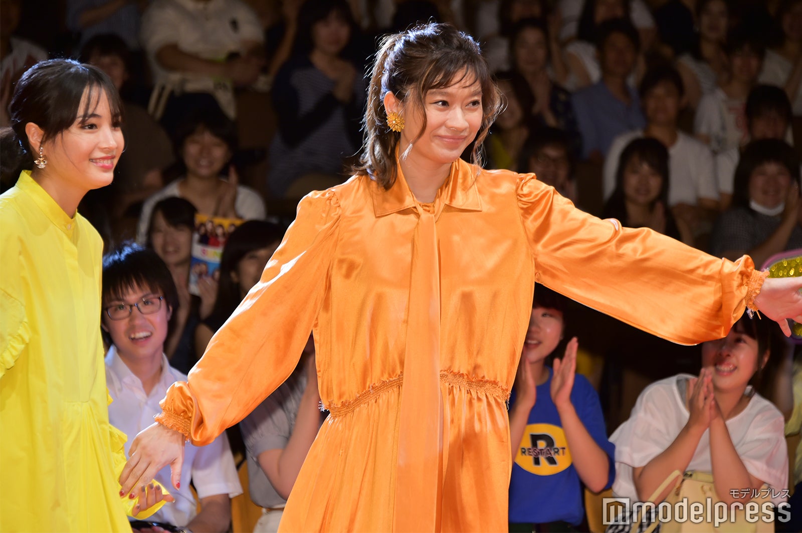 広瀬すず、篠原涼子 （C）モデルプレス