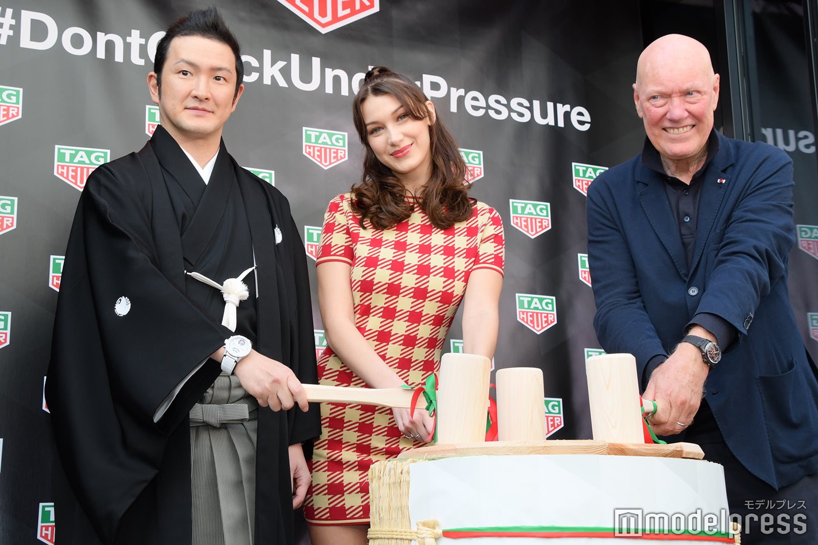 中村獅童、ベラ・ハディッド（C）モデルプレス